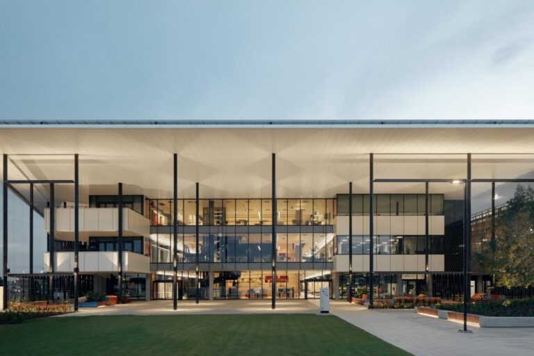 USC Moreton Bay Campus Masterplan and Foundation Building